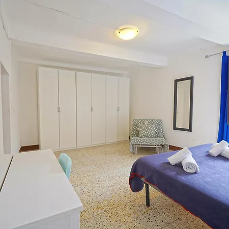 Gest Short Rent 3 * Σιένα