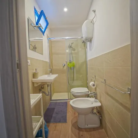 Gest Short Rent 3 * Σιένα